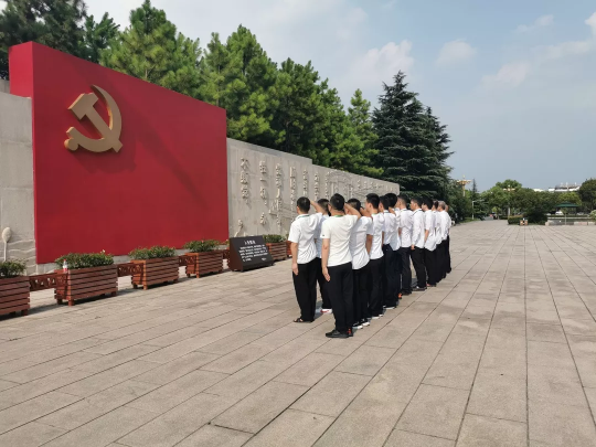 怎樣弘揚嘉興南湖紅船精神？
